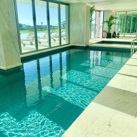 Bayline Luxury And Pool * Armação de Pêra