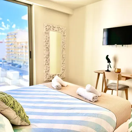 Bayline Luxury And Pool Armação de Pêra