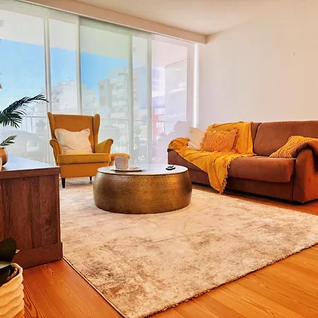 Bayline Luxury And Pool Apartament *