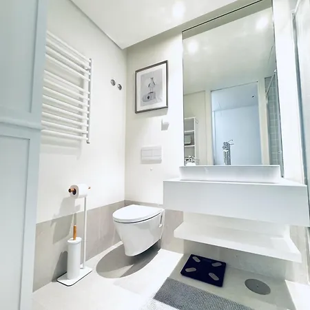Lägenhet Bayline Luxury And Pool Armação de Pêra