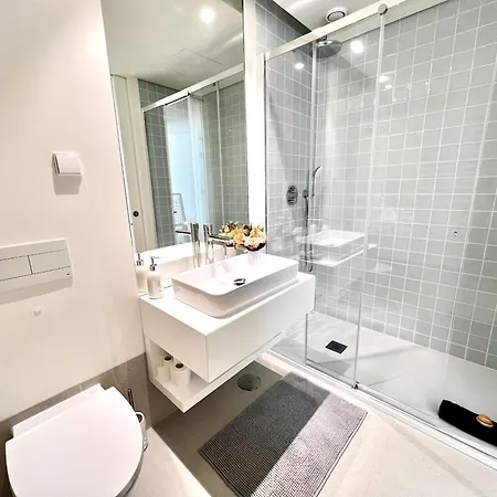 Bayline Luxury And Pool Lägenhet *